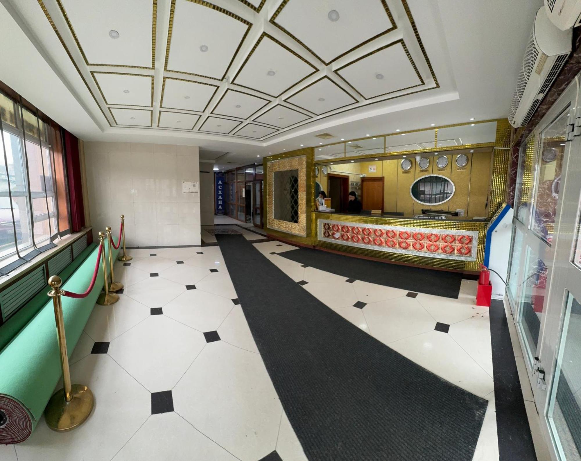 Zolotoi Drakon Hotel Ałma Ata Zewnętrze zdjęcie