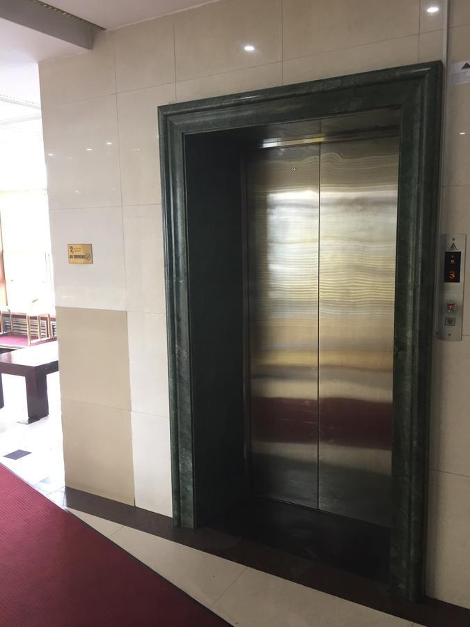 Zolotoi Drakon Hotel Ałma Ata Zewnętrze zdjęcie